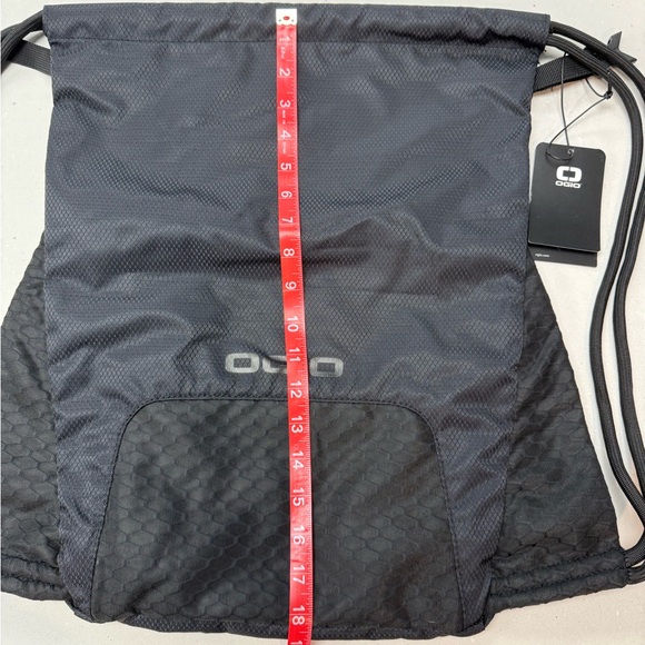 OGIO Flat Pack Backpack 🎒 Drawstring Straps - Picture 7 of 8